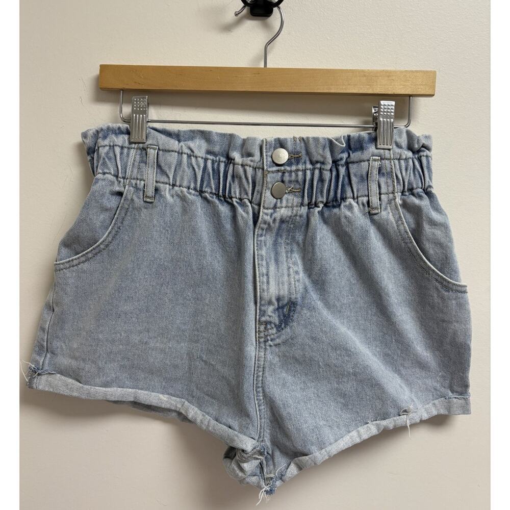 Day +‎ Moon Women's Paperbag High Rise Denim Shorts Size L Ligh Wash Distressed